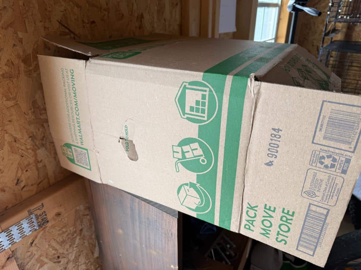 Cardboard for making a meat rabbit nest box liner
