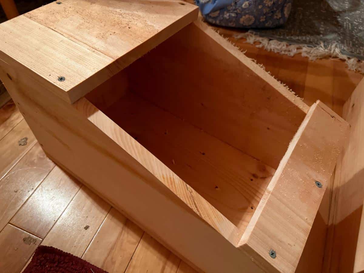 New, larger homemade meat rabbit next box